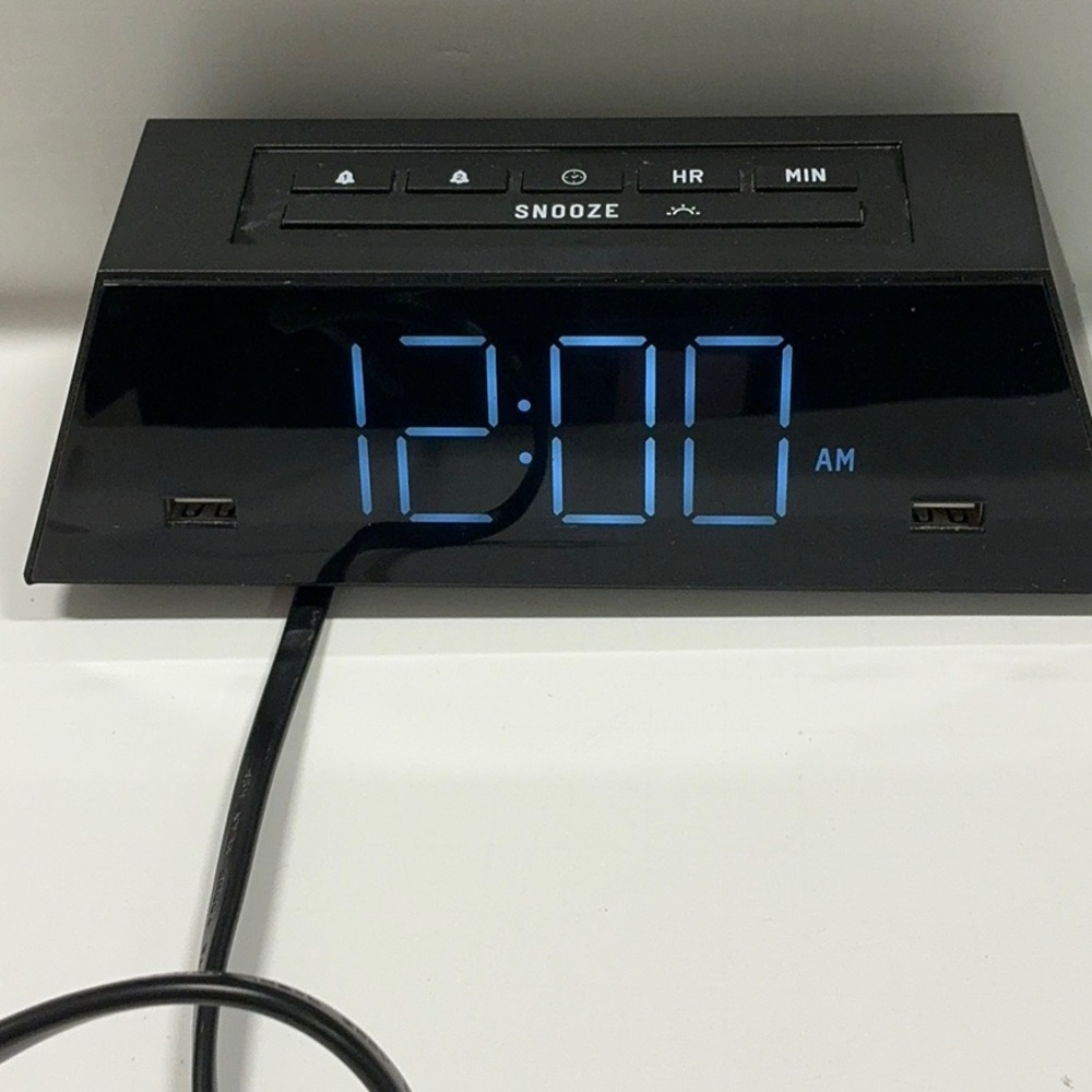 Capello- Prism Dual USB Alarm Charging Clock Black